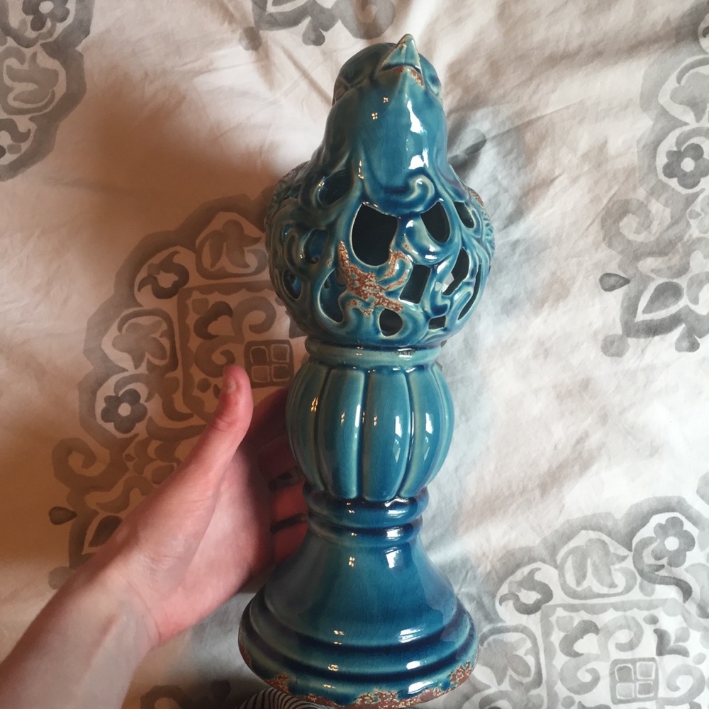 Marshall’s Turquoise Painted Bird Decor - Picture 4 of 6